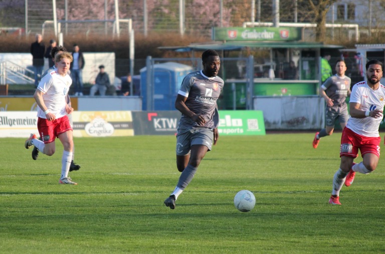 Szene aus dem Spiel gegen den VfV Borussia 06 Hildesheim am
2. April, das 0:0 endete
