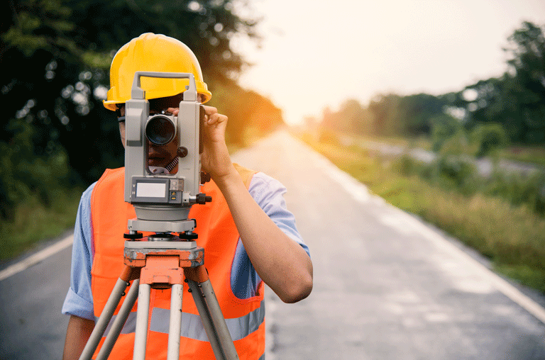 Wer zum Vermessungsamt in Helmstedt möchte, wird bald einen Zusatz beim Namen über der Tür sehen. Die Behörde verliert die Eigenständigkeit.